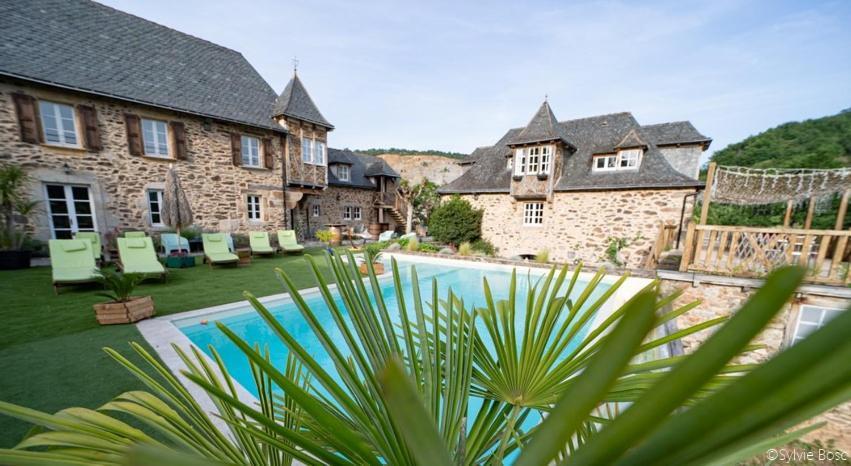 Chateau De Longcol Hotel La Fouillade Exterior photo